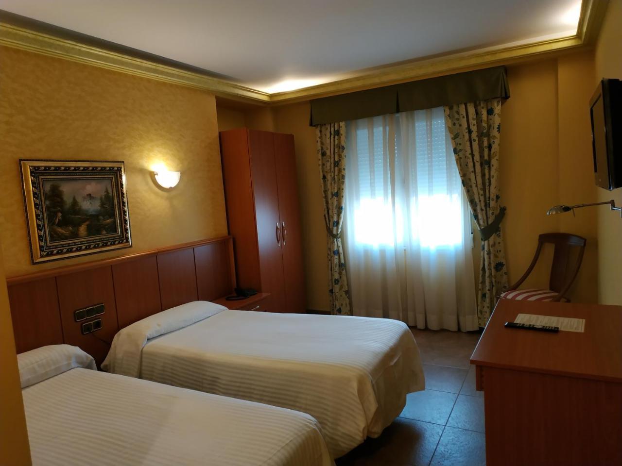 Hotel Real de Castilla Tordesillas Esterno foto
